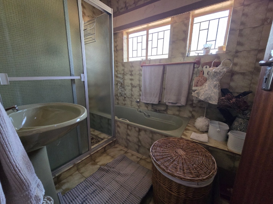  Bedroom Property for Sale in Bult North North West